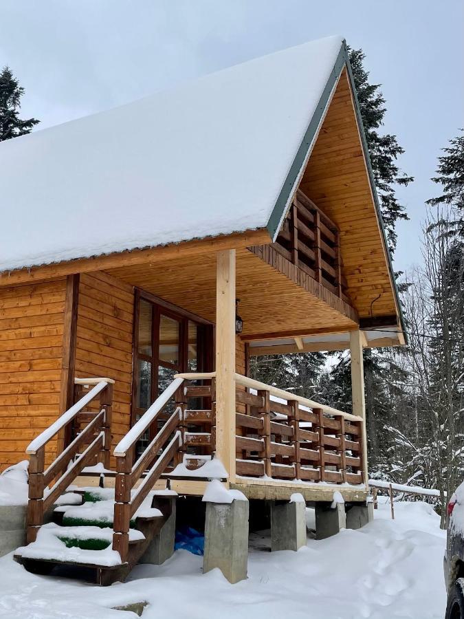 Ferienhaus Hill Hut Myta